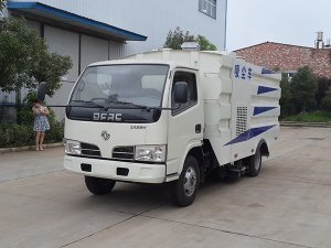 东风小多利卡吸尘车（国V）